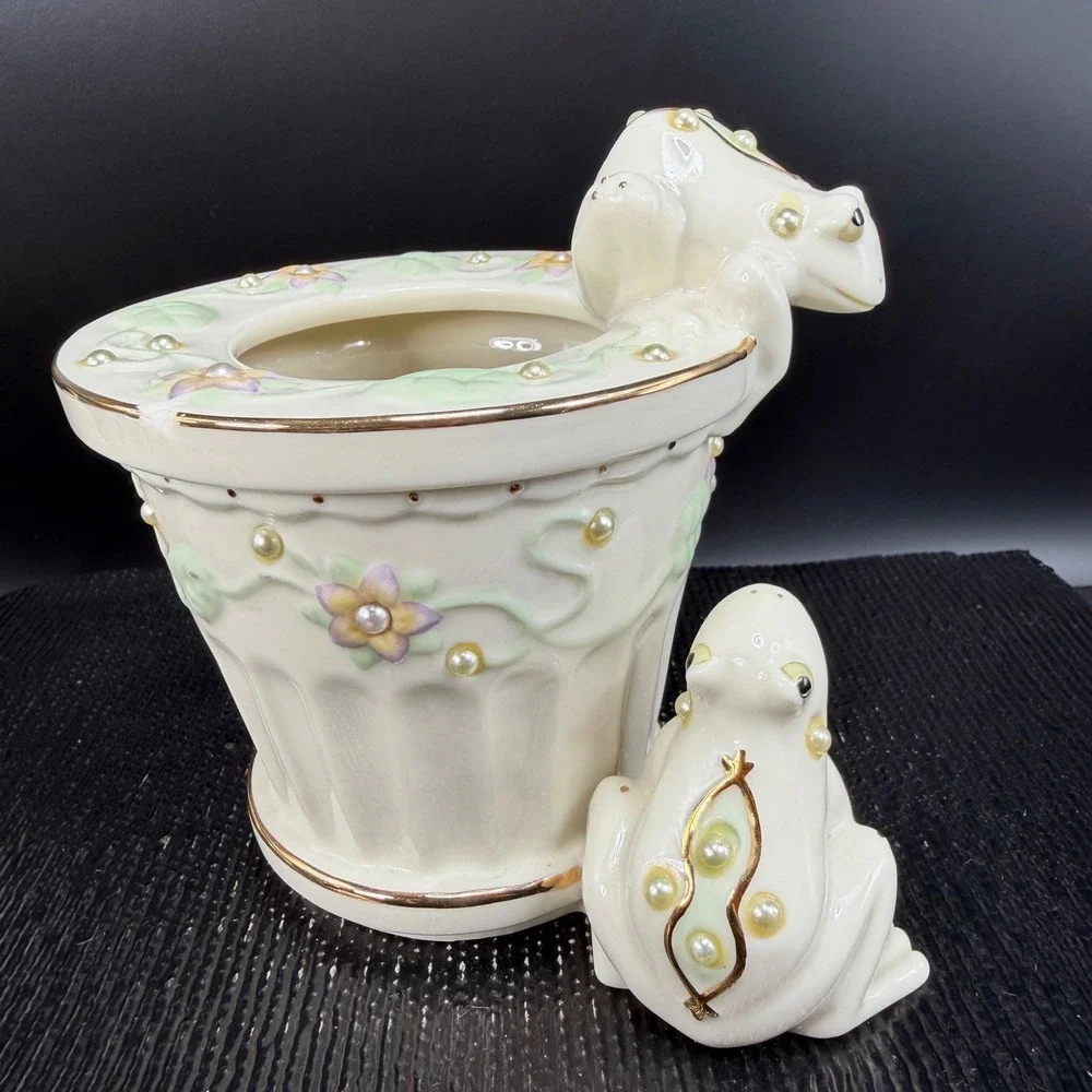 Lenox Porcelain Frog Planter Ivory Gold Trim Faux Pearl Floral Garden Decor READ